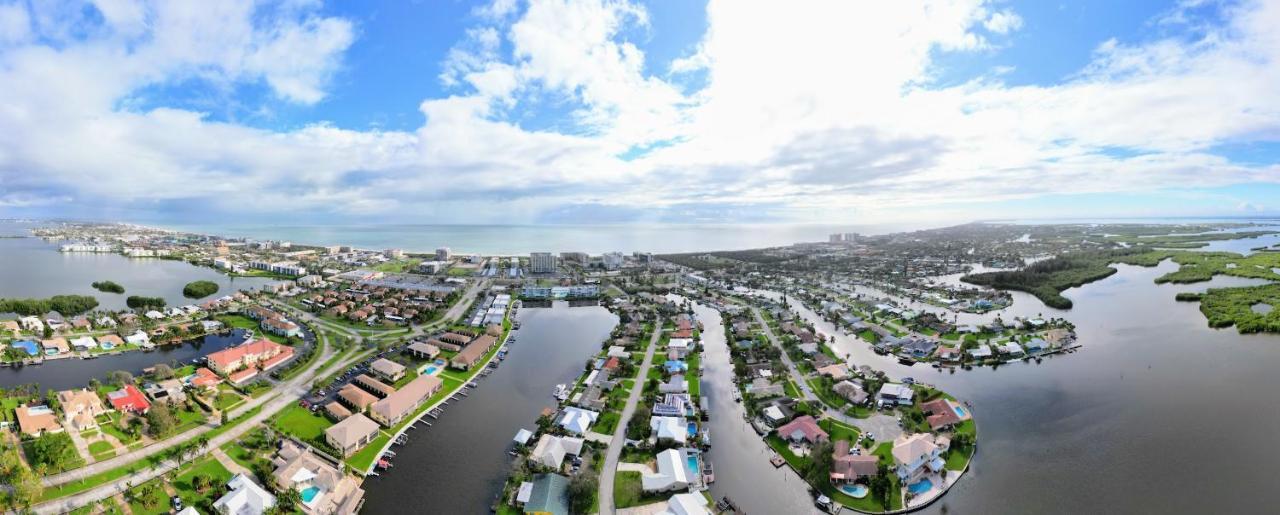 Dolphin Cove In Cocoa Beach Fl Екстериор снимка